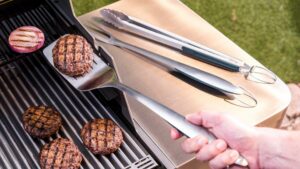 The proper utensils make grilling a breeze.